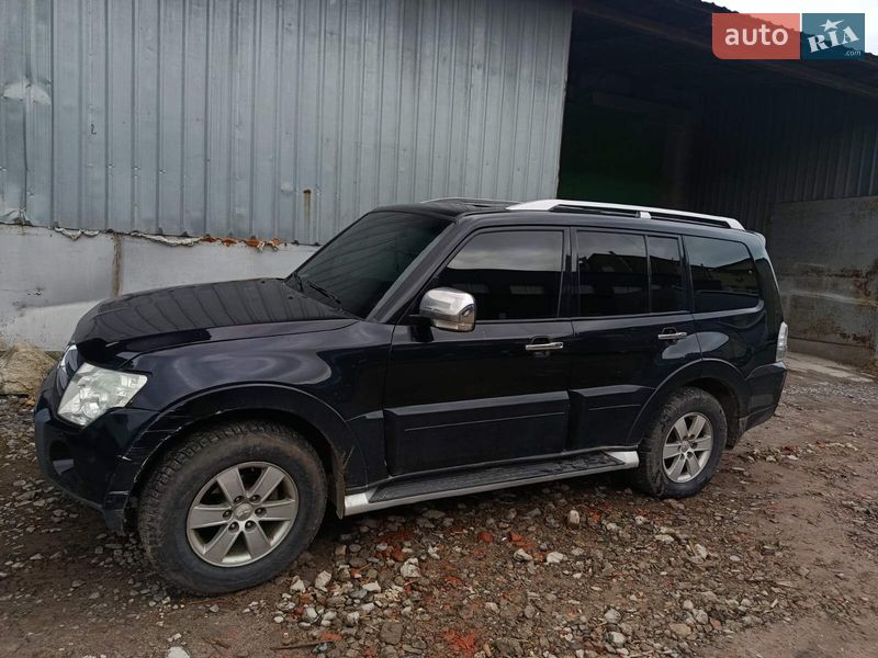 Mitsubishi Pajero 2007