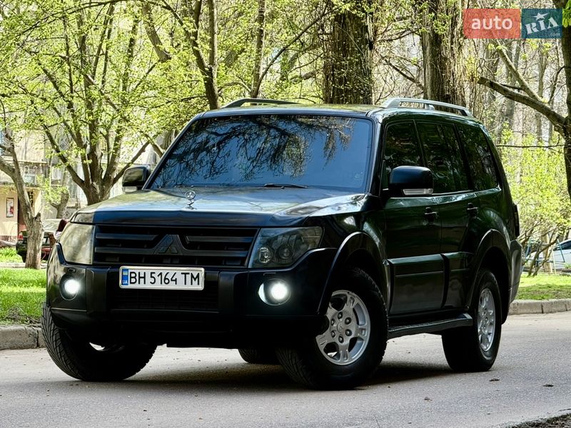 Mitsubishi Pajero 2007