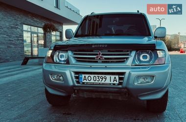 Внедорожник / Кроссовер Mitsubishi Pajero 2000 в Хусте