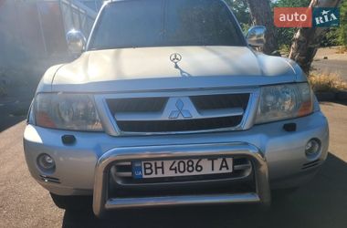 Внедорожник / Кроссовер Mitsubishi Pajero 2003 в Одессе