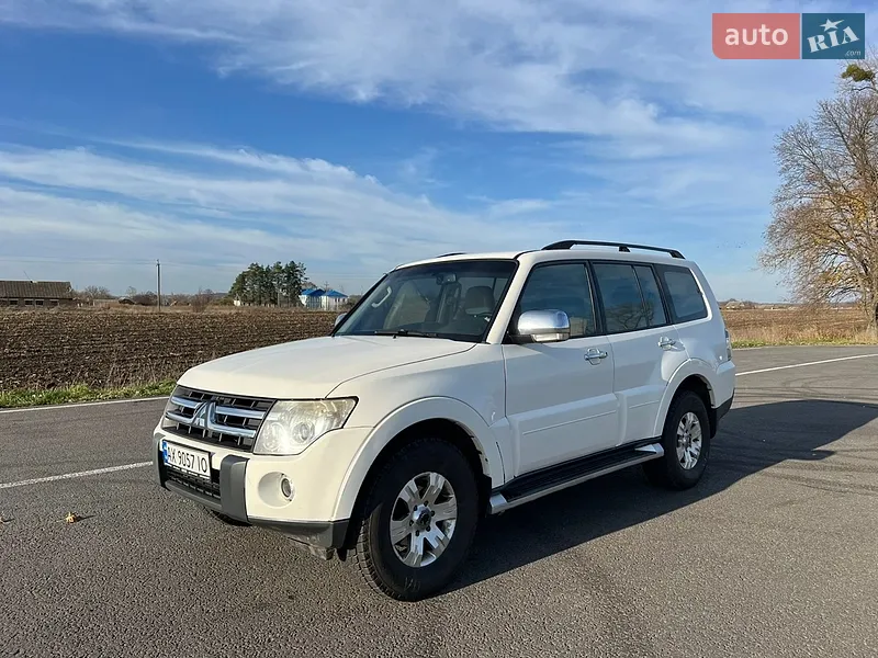 Mitsubishi Pajero 2007