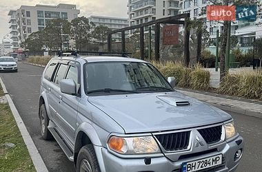 Внедорожник / Кроссовер Mitsubishi Pajero 2007 в Измаиле
