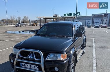 Внедорожник / Кроссовер Mitsubishi Pajero 2007 в Киеве