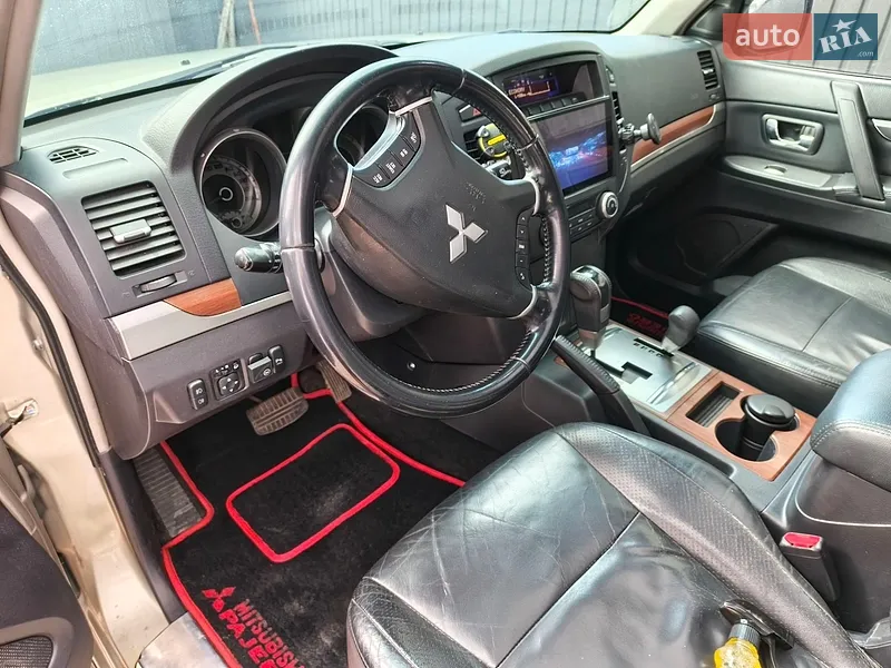 Mitsubishi Pajero 2008 VIN JMBLYV97W8J003011 фото оголошення 13 з 60