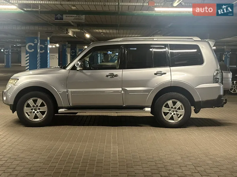 Mitsubishi Pajero 2007 VIN JMYLRV93W7J718360 фото оголошення 4 з 53
