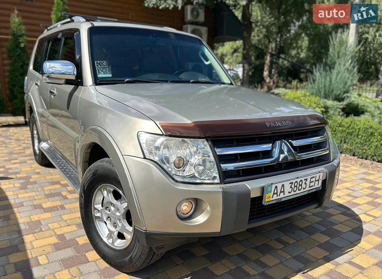 Mitsubishi Pajero 2010 VIN JMYLRV95WAJ702942 фото оголошення 8 з 23