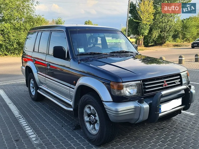 Mitsubishi Pajero 1997