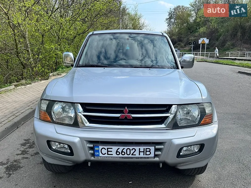 Mitsubishi Pajero 2002