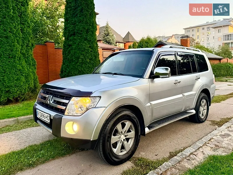 Mitsubishi Pajero 2007