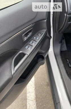 Позашляховик / Кросовер Mitsubishi RVR 2013 в Броварах