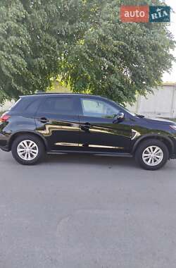 Внедорожник / Кроссовер Mitsubishi RVR 2021 в 