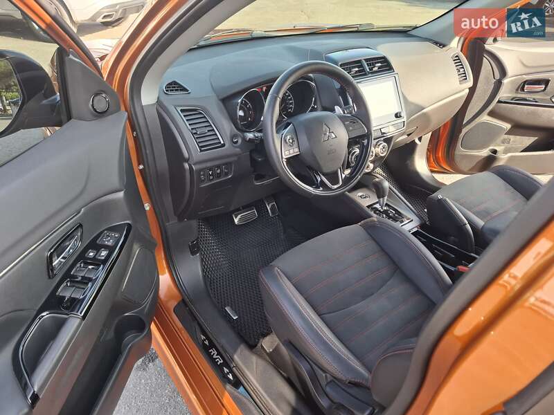 Внедорожник / Кроссовер Mitsubishi RVR 2020 в Полтаве