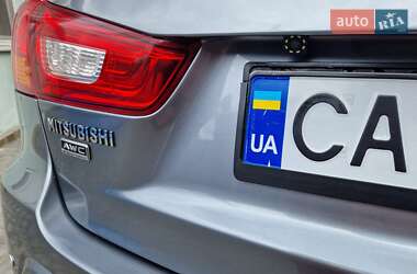 Внедорожник / Кроссовер Mitsubishi RVR 2011 в 