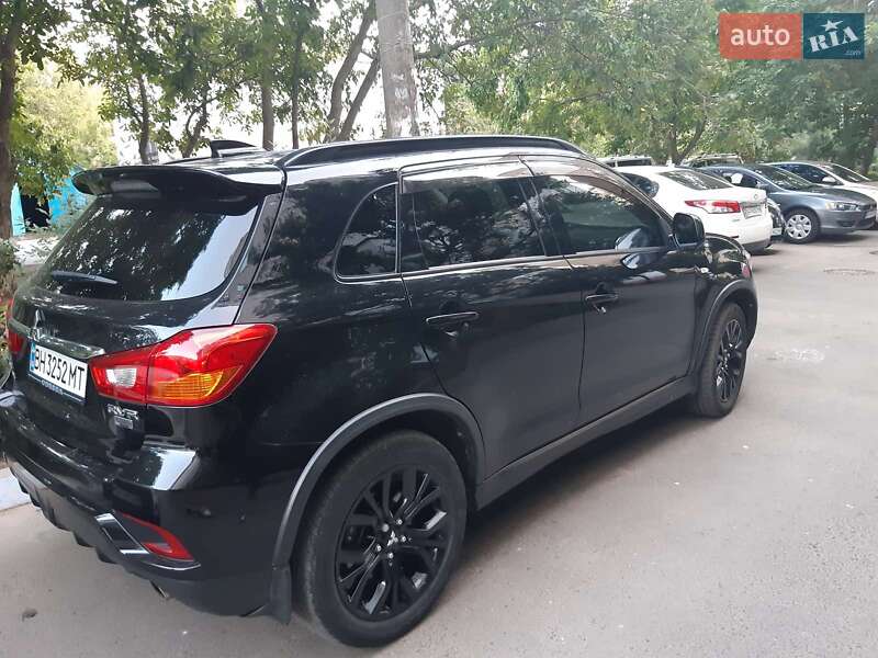 Внедорожник / Кроссовер Mitsubishi RVR 2017 в Одессе
