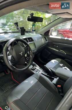 Внедорожник / Кроссовер Mitsubishi RVR 2017 в 