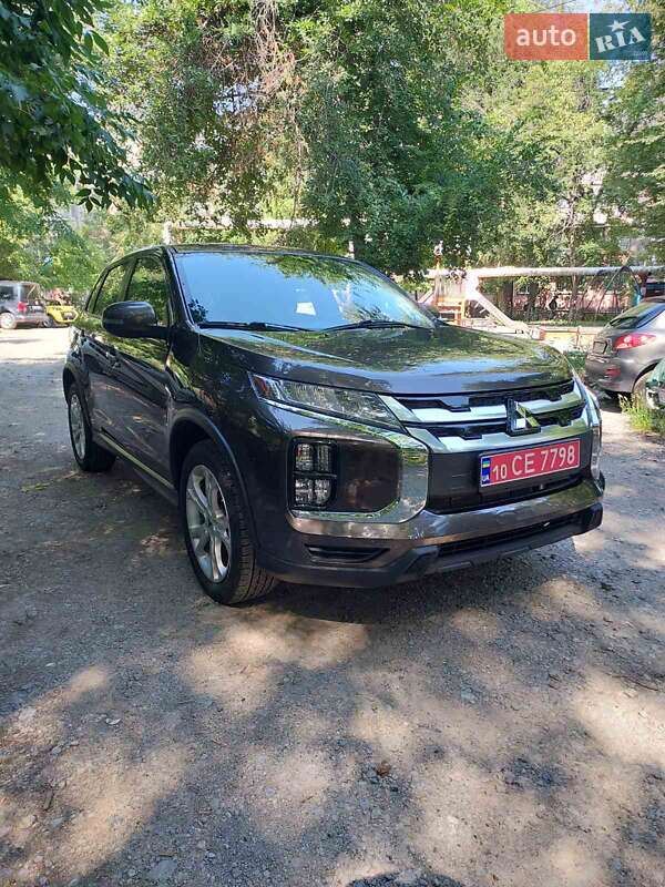 Внедорожник / Кроссовер Mitsubishi RVR 2020 в 