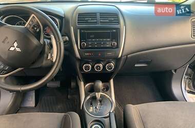 Позашляховик / Кросовер Mitsubishi RVR 2014 в 