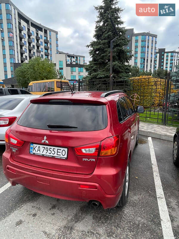 Позашляховик / Кросовер Mitsubishi RVR 2011 в Києві
