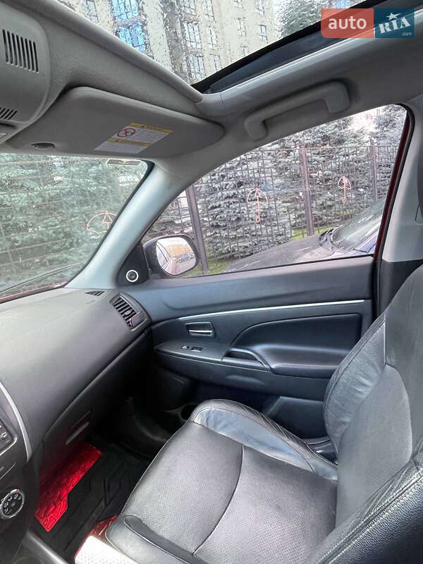 Позашляховик / Кросовер Mitsubishi RVR 2011 в Києві