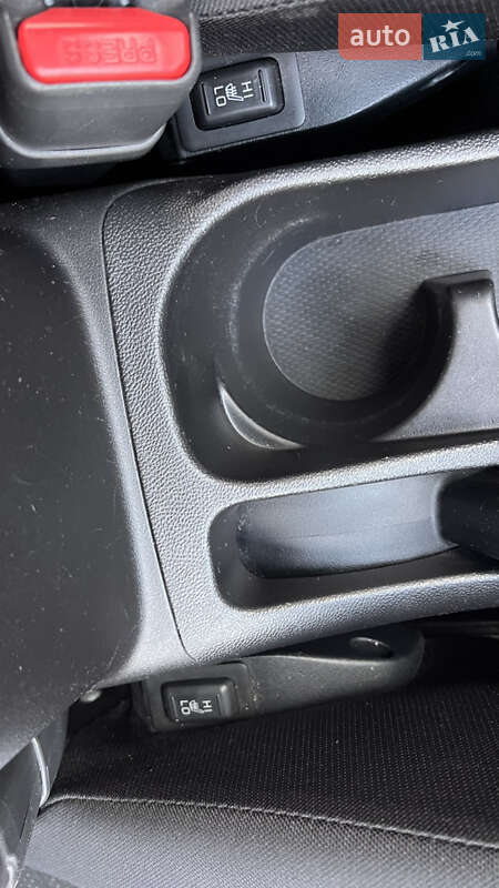 Позашляховик / Кросовер Mitsubishi RVR 2014 в Рівному