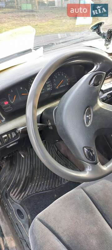 Седан Mitsubishi Sigma 1991 в Одессе