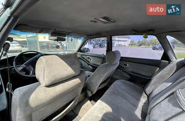 Седан Mitsubishi Sigma 1993 в 