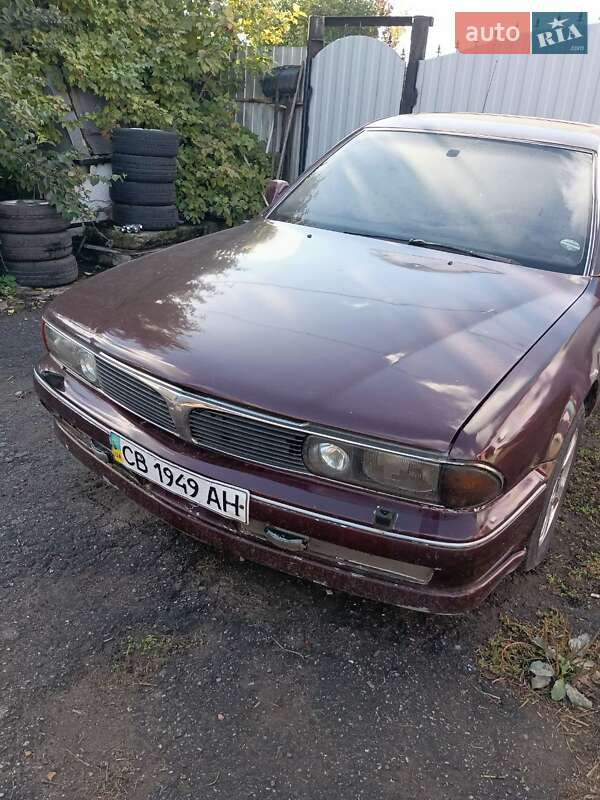 Седан Mitsubishi Sigma 1992 в Бобровице