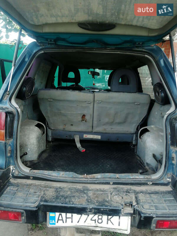 Минивэн Mitsubishi Space Runner 1992 в Краматорске