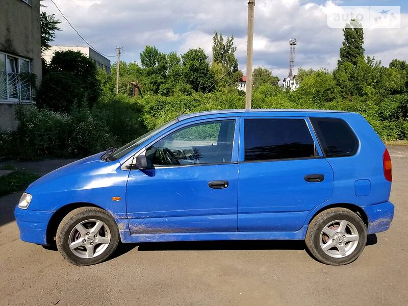 Минивэн Mitsubishi Space Star 2000 в Ужгороде