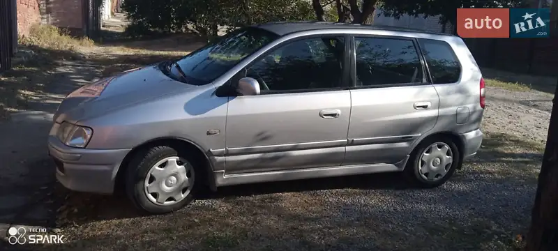 Mitsubishi Space Star 2001