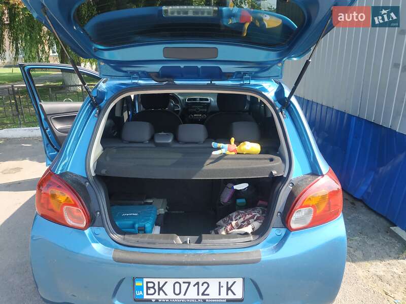 Хэтчбек Mitsubishi Space Star 2013 в Ровно