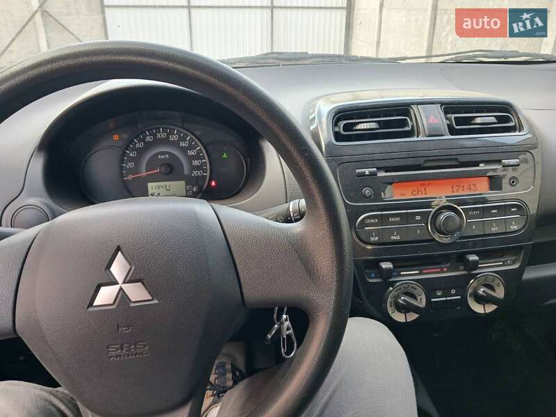 Хетчбек Mitsubishi Space Star 2014 в Чернігові