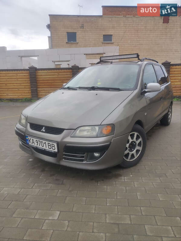 Минивэн Mitsubishi Space Star 2004 в 