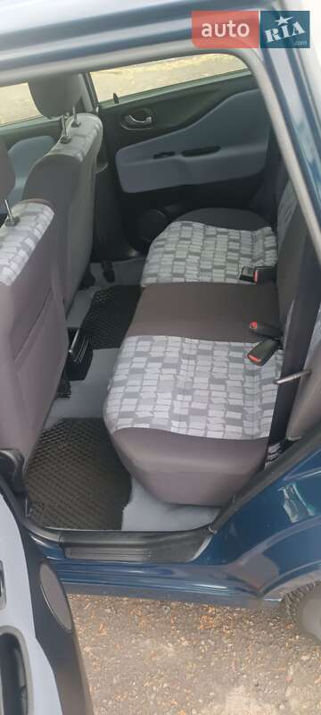 Мінівен Mitsubishi Space Star 2000 в Теплику
