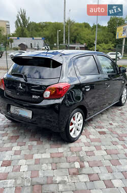Хэтчбек Mitsubishi Space Star 2014 в 
