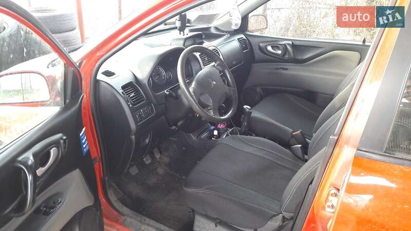 Минивэн Mitsubishi Space Star 2003 в Днепре фото 5 Минивэн Mitsubishi Space Star 2003 в Днепре