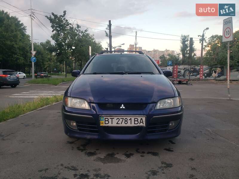 Mitsubishi Space Star 2004