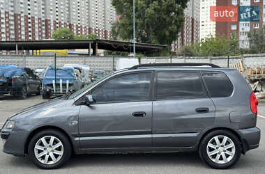 Минивэн Mitsubishi Space Star 2004 в 