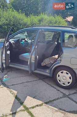 Мінівен Mitsubishi Space Star 2003 в 