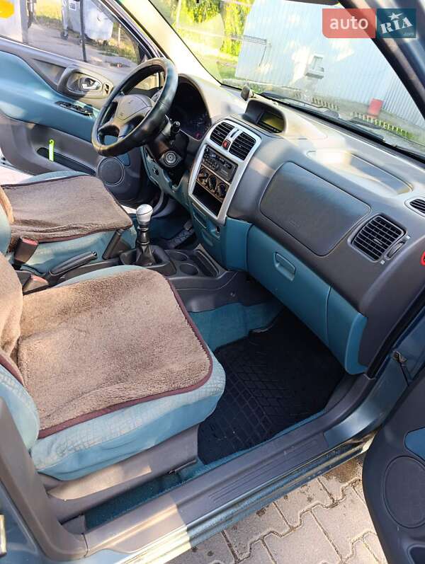 Минивэн Mitsubishi Space Star 2002 в Черновцах фото 7 Минивэн Mitsubishi Space Star 2002 в Черновцах