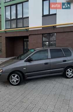 Минивэн Mitsubishi Space Star 2004 в 