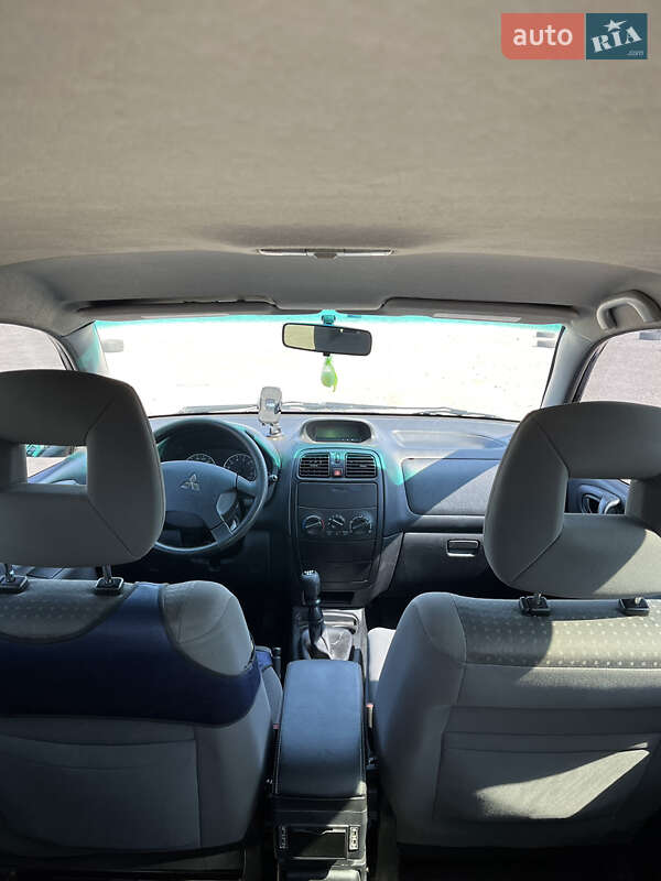 Минивэн Mitsubishi Space Star 2004 в Киеве фото 5 Минивэн Mitsubishi Space Star 2004 в Киеве