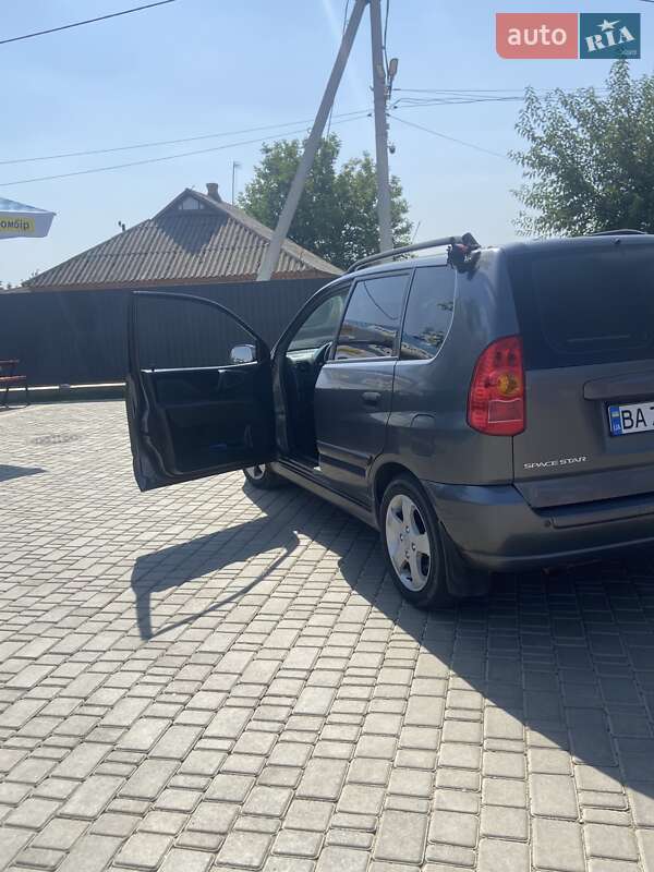 Минивэн Mitsubishi Space Star 2003 в Ольшанке фото 2 Минивэн Mitsubishi Space Star 2003 в Ольшанке