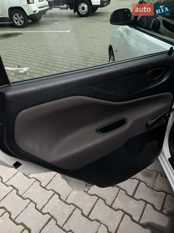 Минивэн Mitsubishi Space Star 2004 в Одессе фото 7 Минивэн Mitsubishi Space Star 2004 в Одессе