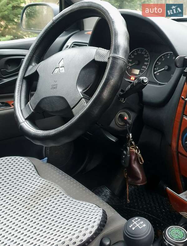 Минивэн Mitsubishi Space Star 2004 в Львове