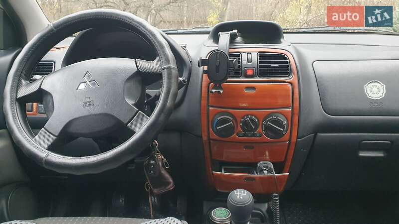 Минивэн Mitsubishi Space Star 2004 в Львове