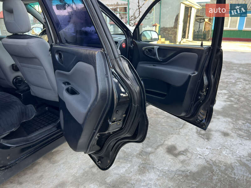 Мінівен Mitsubishi Space Star 2003 в Гусятині фото 40 Мінівен Mitsubishi Space Star 2003 в Гусятині