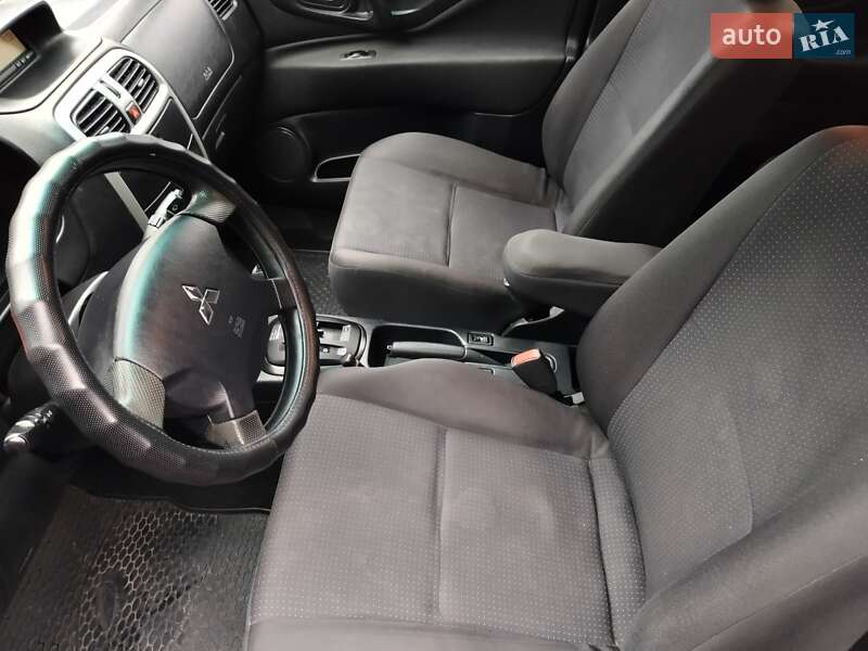 Минивэн Mitsubishi Space Star 2003 в Киеве