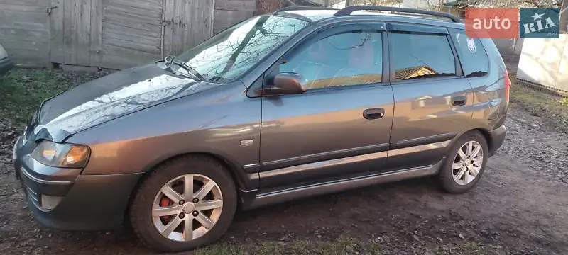Mitsubishi Space Star 2004