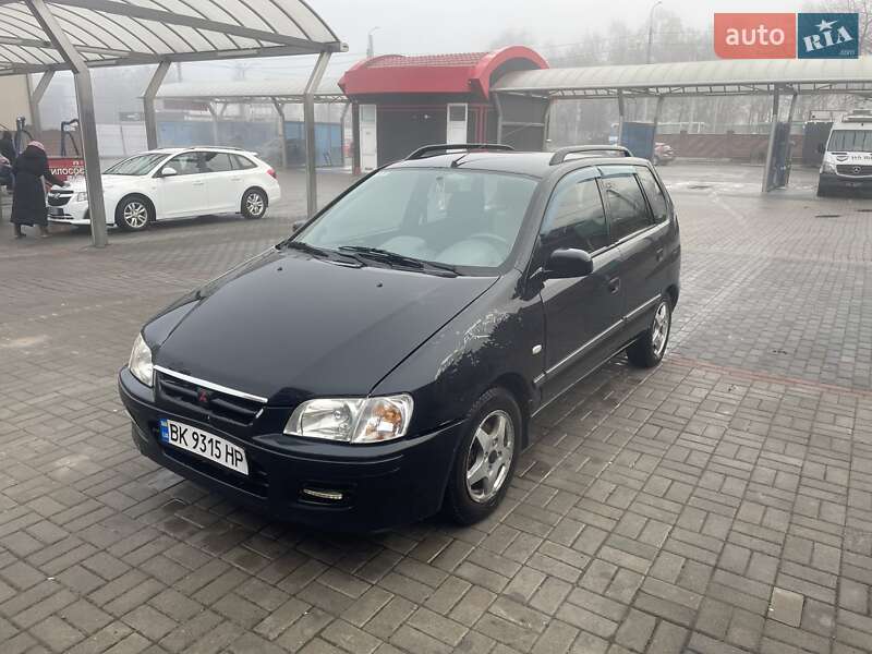 Mitsubishi Space Star 2001